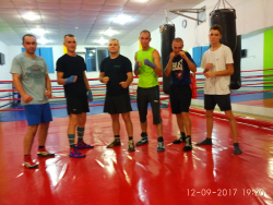 Школа любительского бокса Виталия Пивоварова на Родниковой - Харьков, Бокс